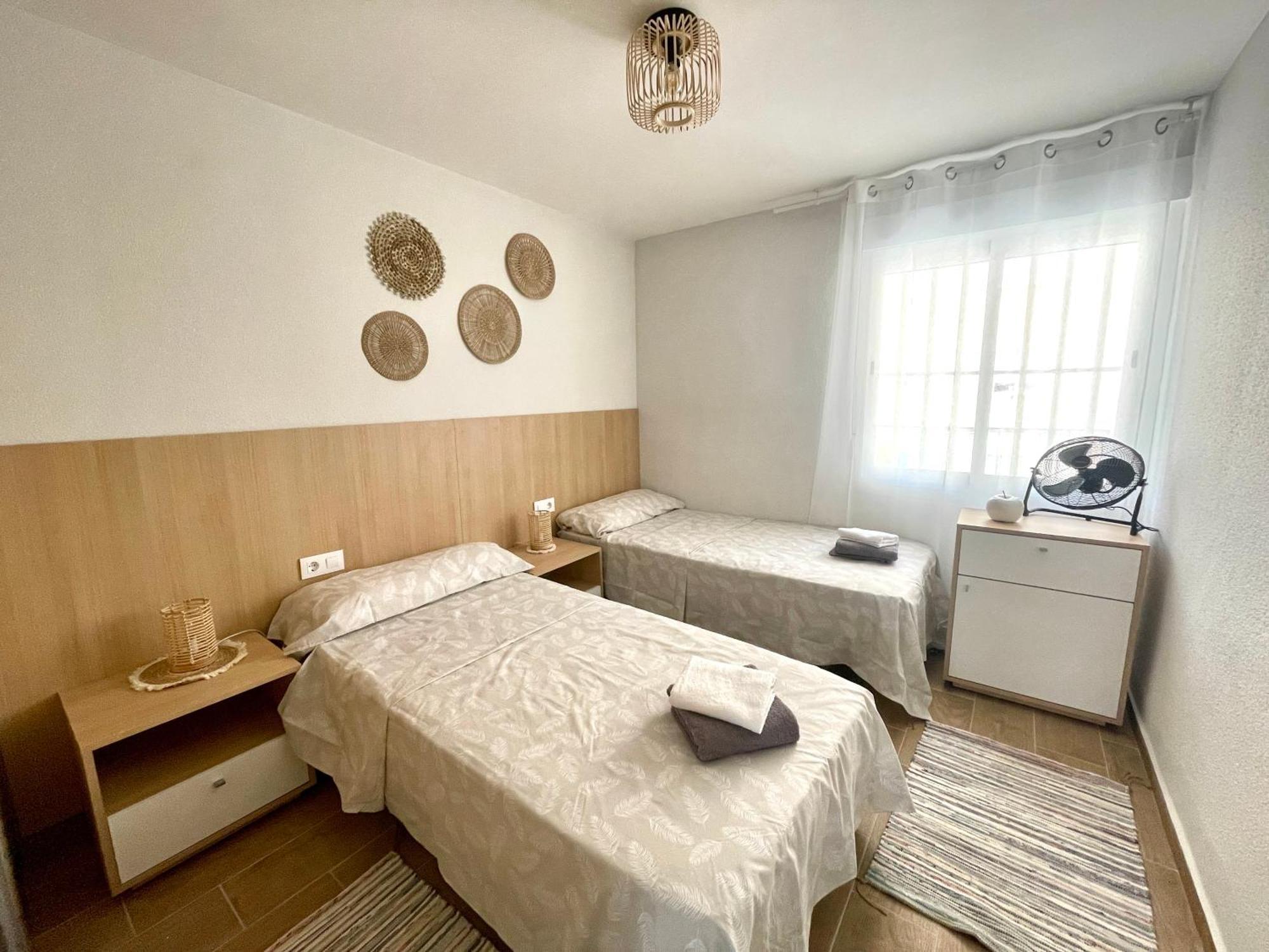 Apartament Ola Marina Solo Familias Playa de Gandia Zewnętrze zdjęcie